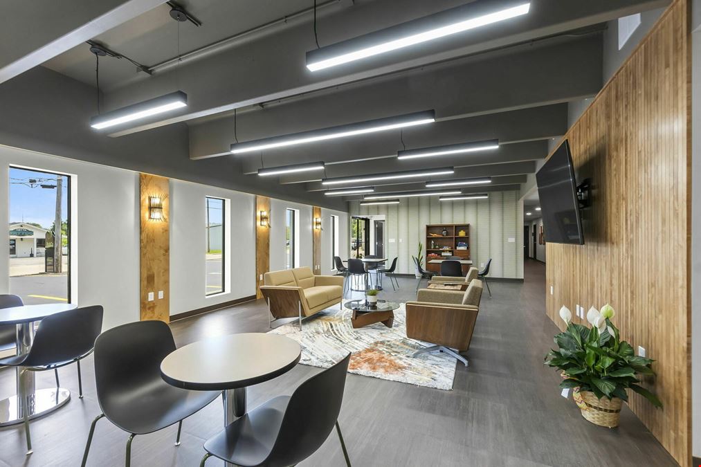 1427 Thomas Drive - Suite 7