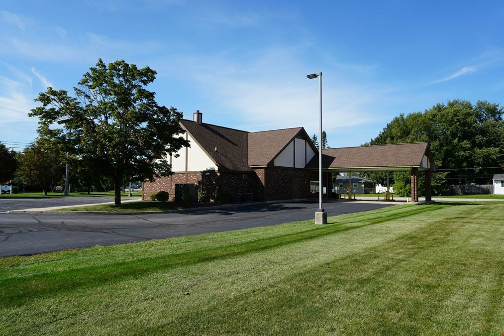 230 N Main St