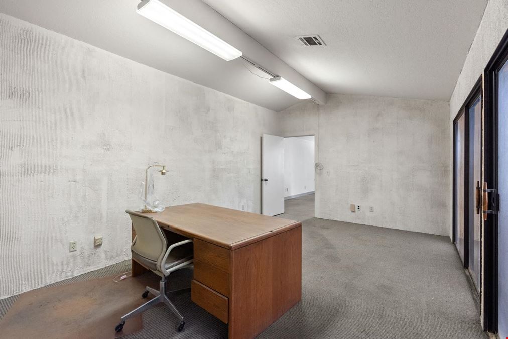 42462 Rancho Mirage Ln.