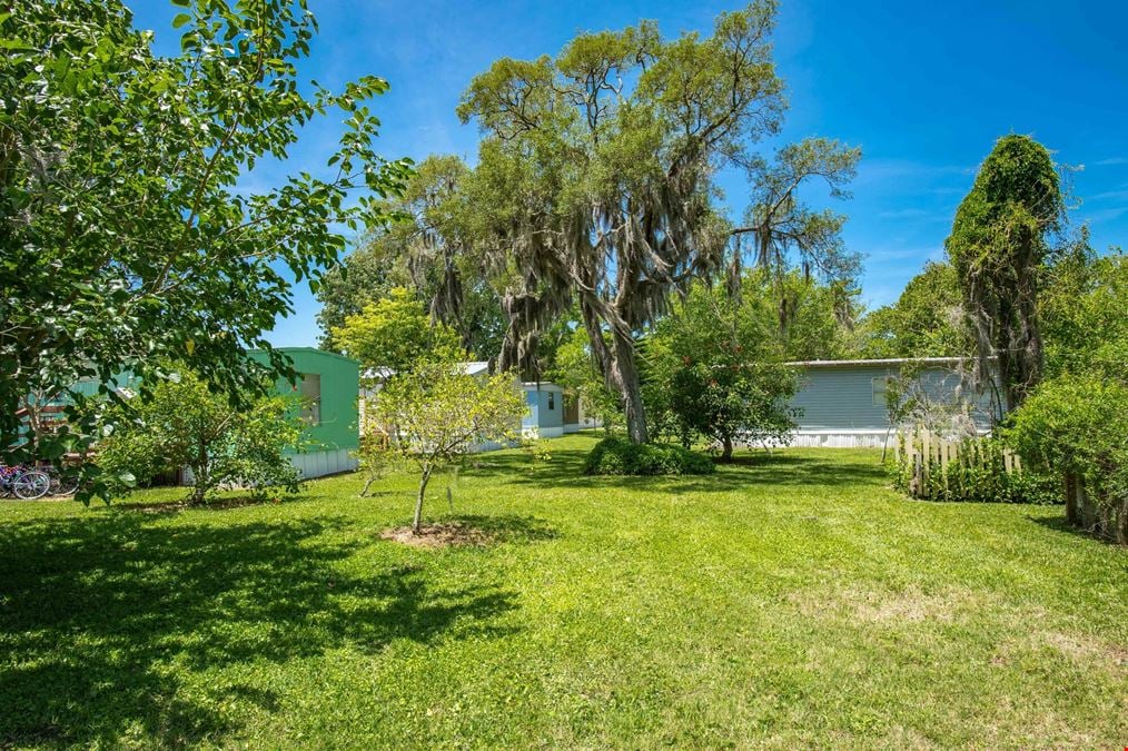 Coquina Oaks Mobile Home Park