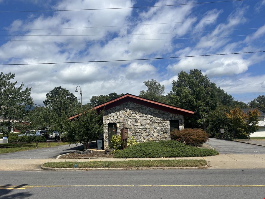 Retail Building Available in Downtown Black Mountain