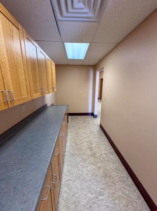 803 18th Ave NW - Austin MN Retail Space For Lease