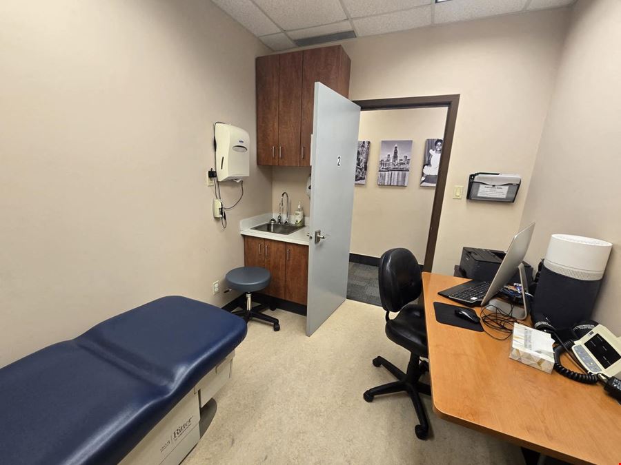 Bearspaw Plaza: Medical Office Space