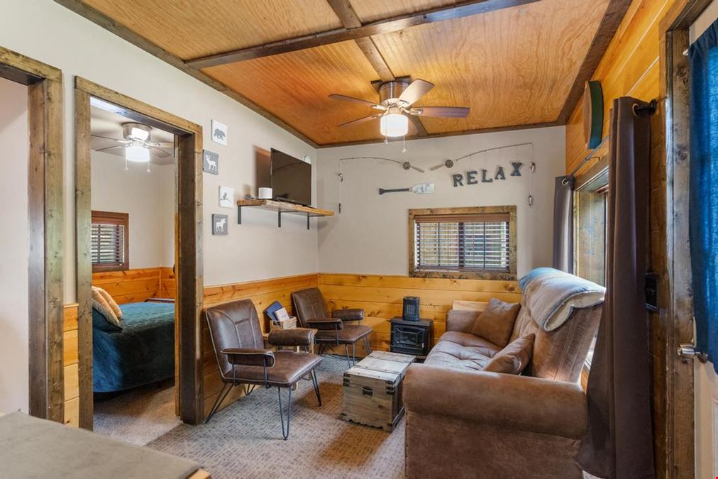 Reed's On The River - Cabin 3