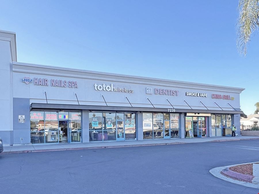 Super King Anchored Shopping Center