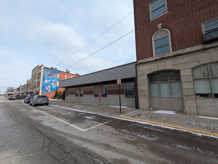 5,412 SF Commercial Building--Previously Used as a Service Garage