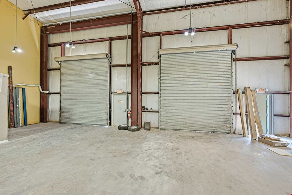 2,500 SF Clean Warehouse with Offices - South Lakeland