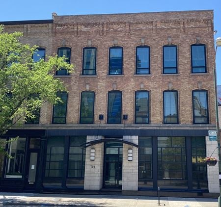 Preview of commercial space at 744 N. Wells Street