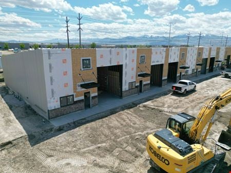 Preview of Industrial space for Rent at 3015 W Directors Row
