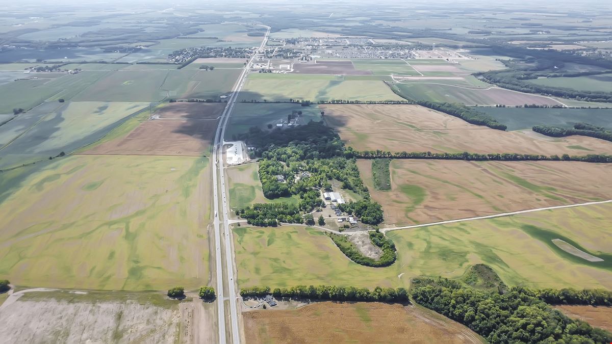 334 Acres with Improvements in South Bloomfield