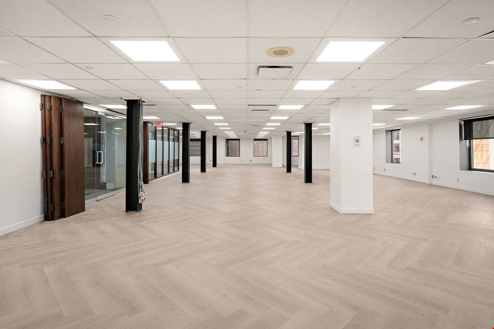 Les Cours Mont-Royal