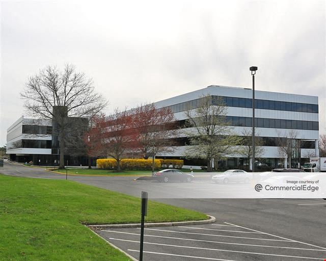 2000 Midlantic Drive