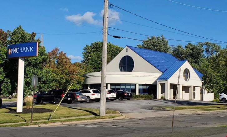 Preview of Retail space for Sale at 3830 Pine Ave