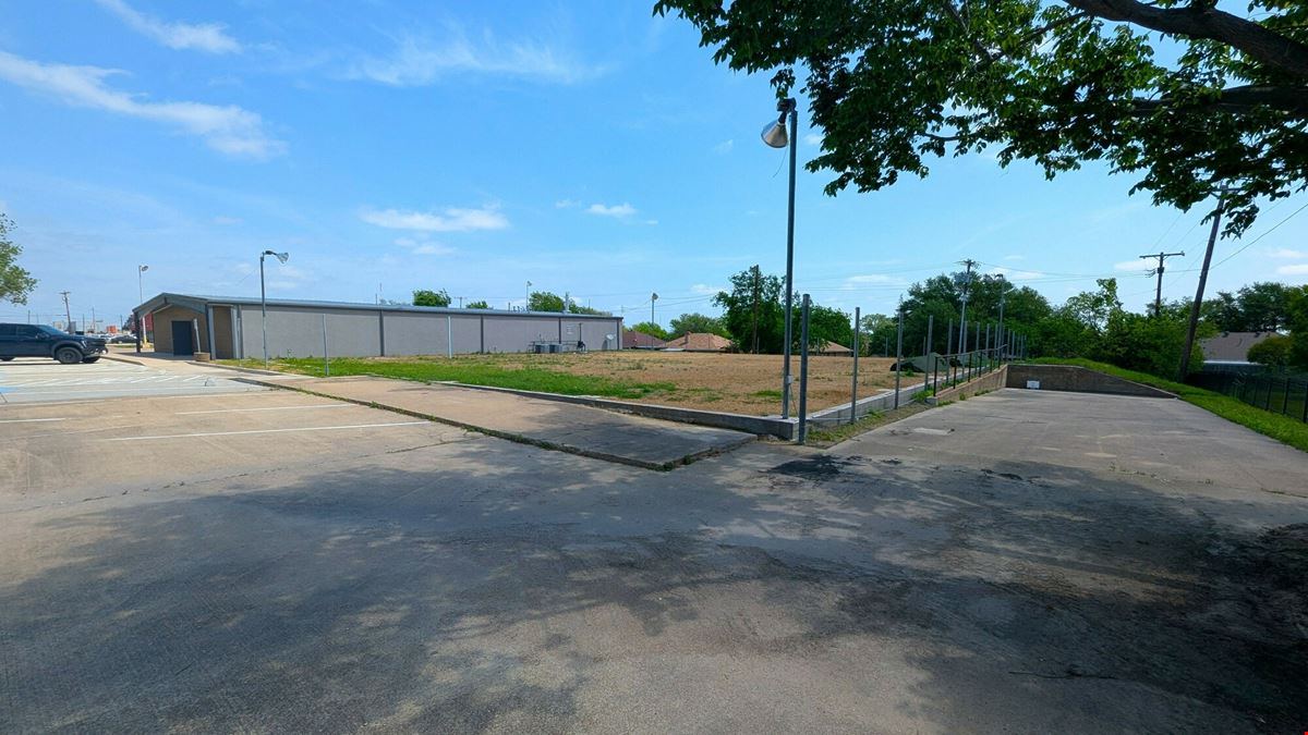 703 North Highway 78