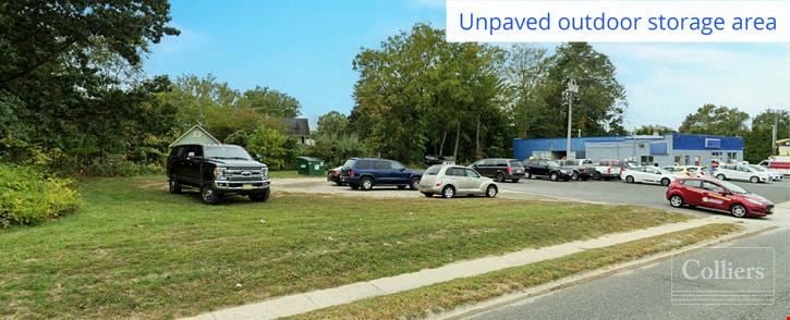 Former Automotive Retail Building for Lease