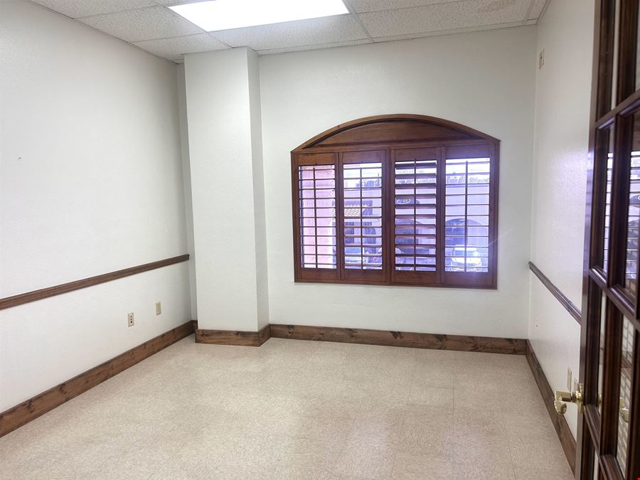 107 Calle del Norte