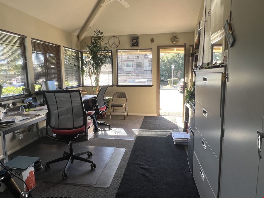 141 Duesenberg Drive