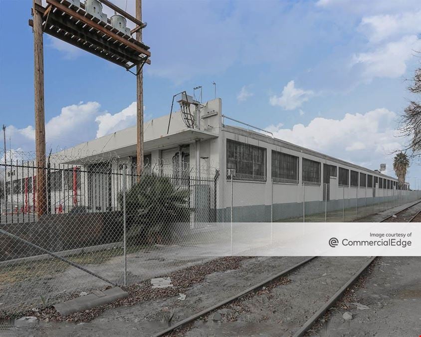 5035 Gifford Ave.