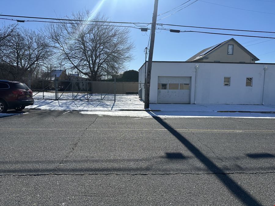 427 Buck St