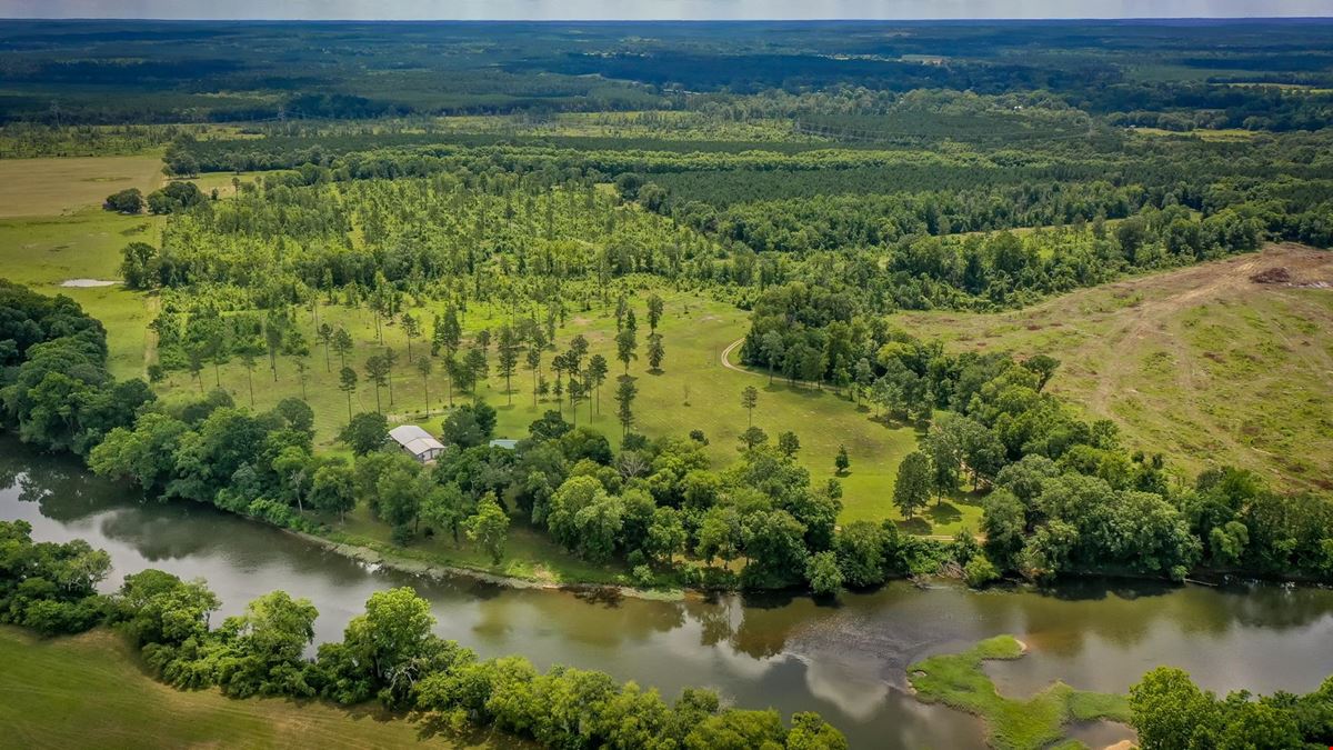 Ouachita River Private Hunting & Fishing Retreat