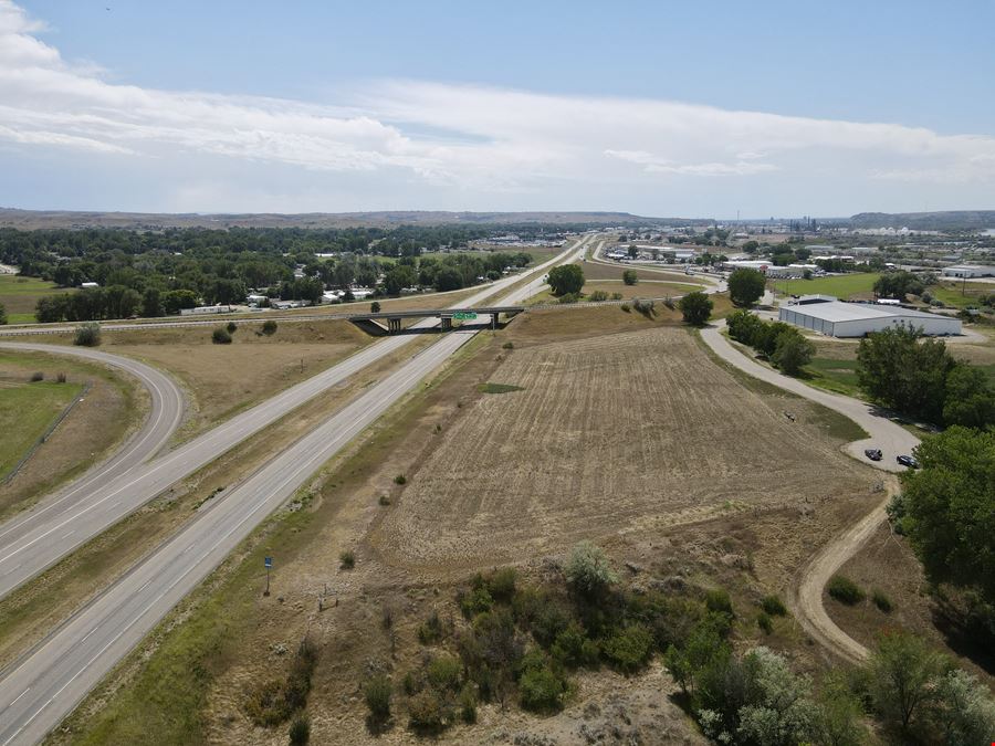 3333 N Frontage Rd