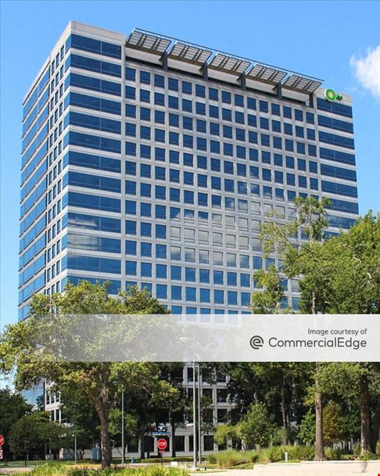 200 Westlake Park Blvd