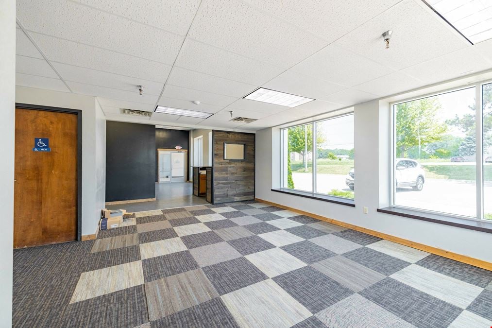 5206-5210 West Saginaw Highway