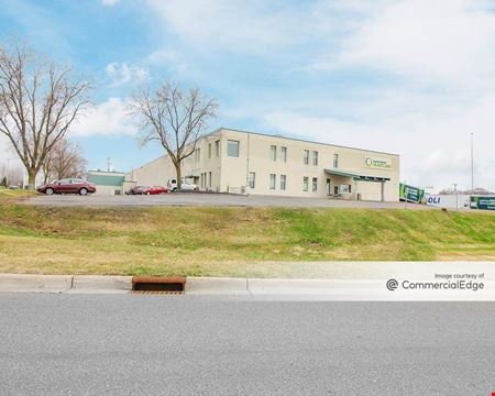 Preview of Industrial space for Rent at 1140 Gervais Ave E
