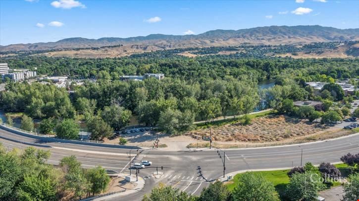 440 - 444 Parkcenter Blvd | Land for Sale