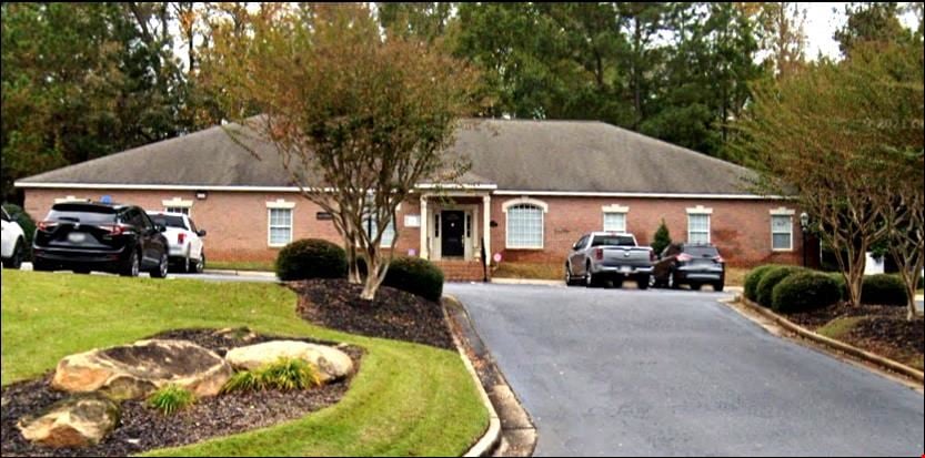130 North Crest Boulevard, Macon