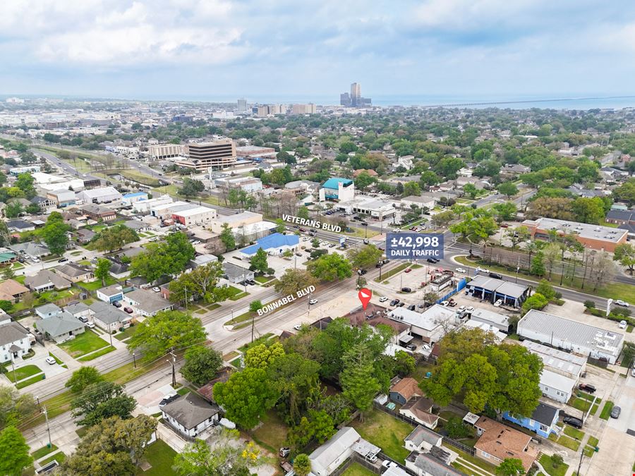 Giorlando’s Italian Restaurant - Mixed-Use Investment Property Off Veterans Blvd