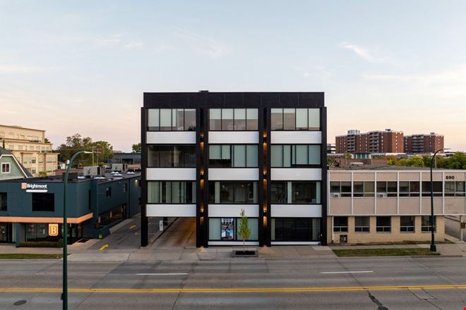 Preview of Office space for Rent at 700 E Maple Rd