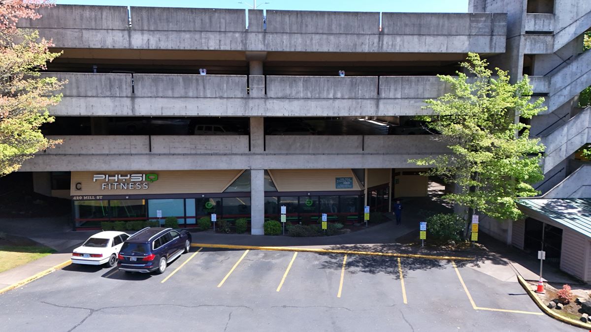 Pringle Park Plaza