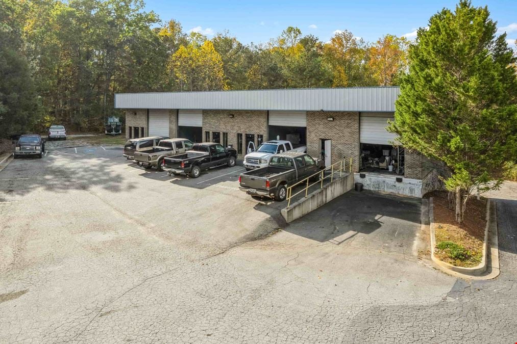 1046 Parkway Ct