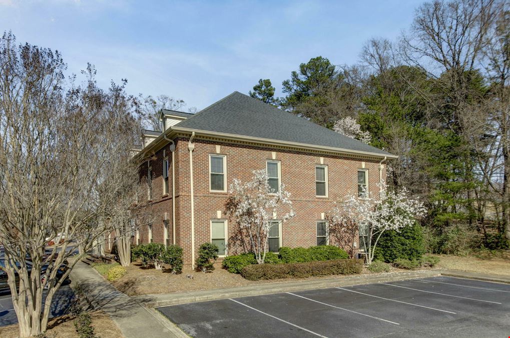 109 Laurens Rd