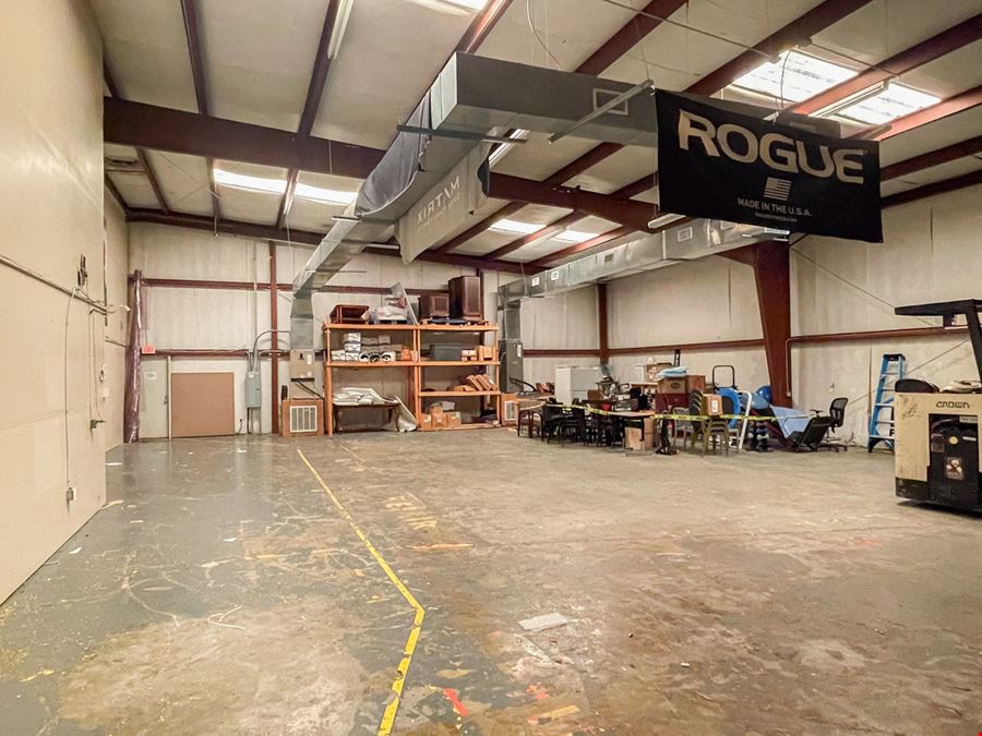 Flexible Office Warehouse Space Near I-10 and Airline Highway