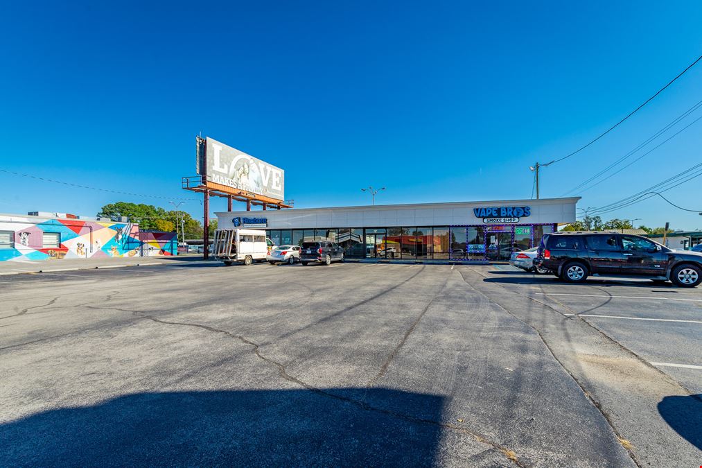 Royal Oaks Plaza