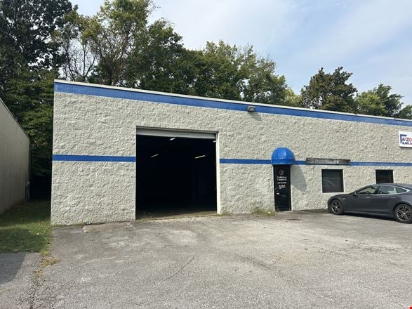 Preview of Industrial space for Rent at 1960 Louisville Road
