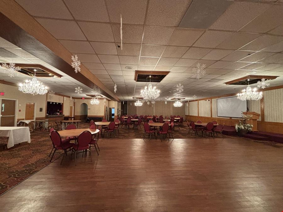 Tropical Inn - North Battleford