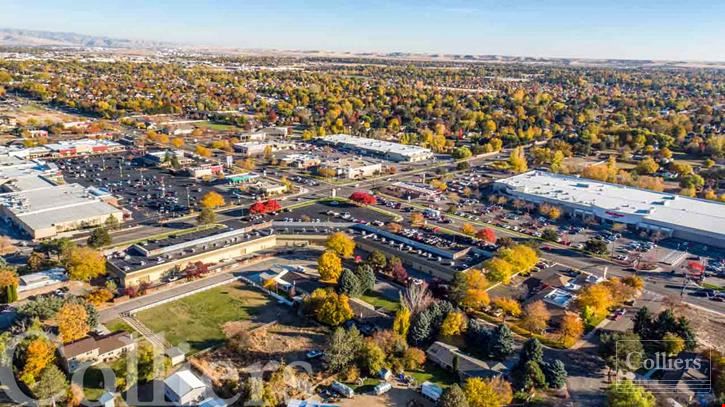 Spaces for Lease in Elm's Park Shopping Center | Boise, Idaho