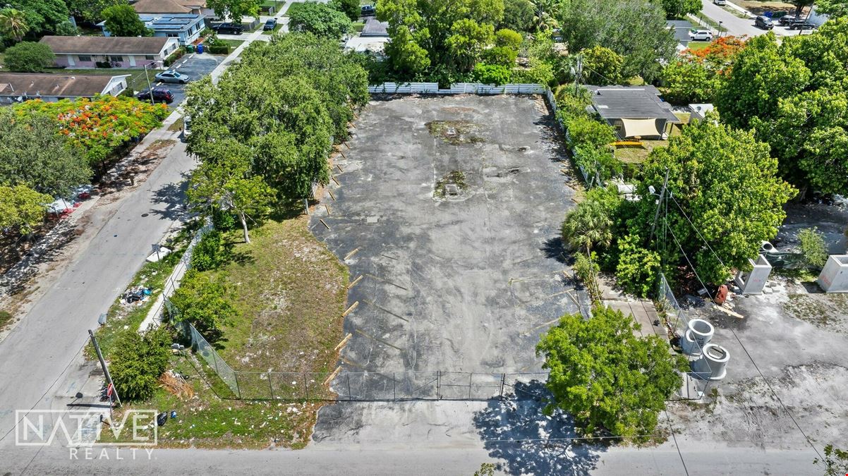 Freestanding Building + 6 parcel Land Assemblage