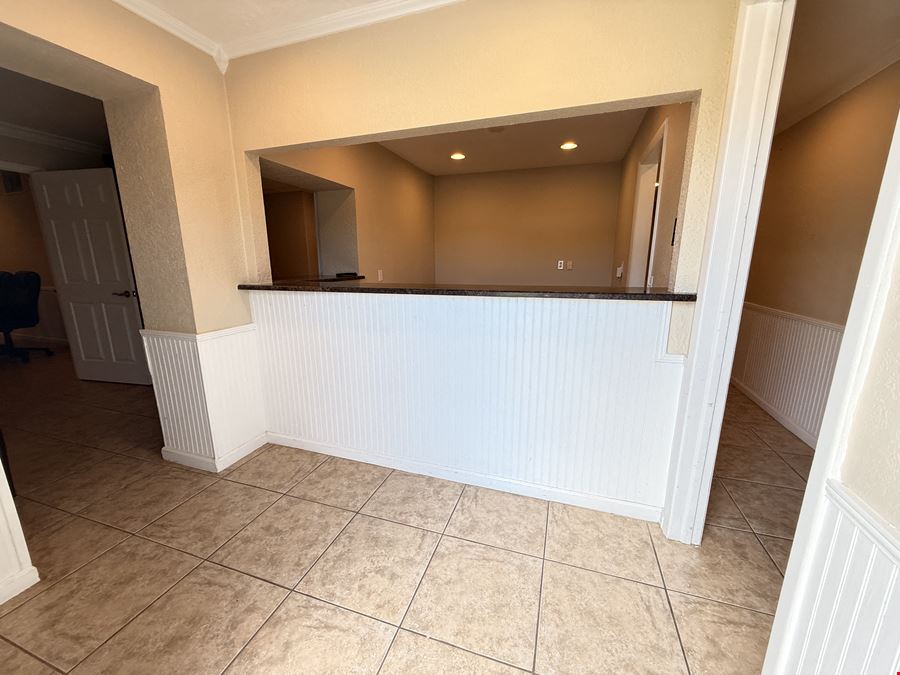  Updated Office Suites + Optional Live/Work Apartment | 4,532 SF | Downtown New Port Richey