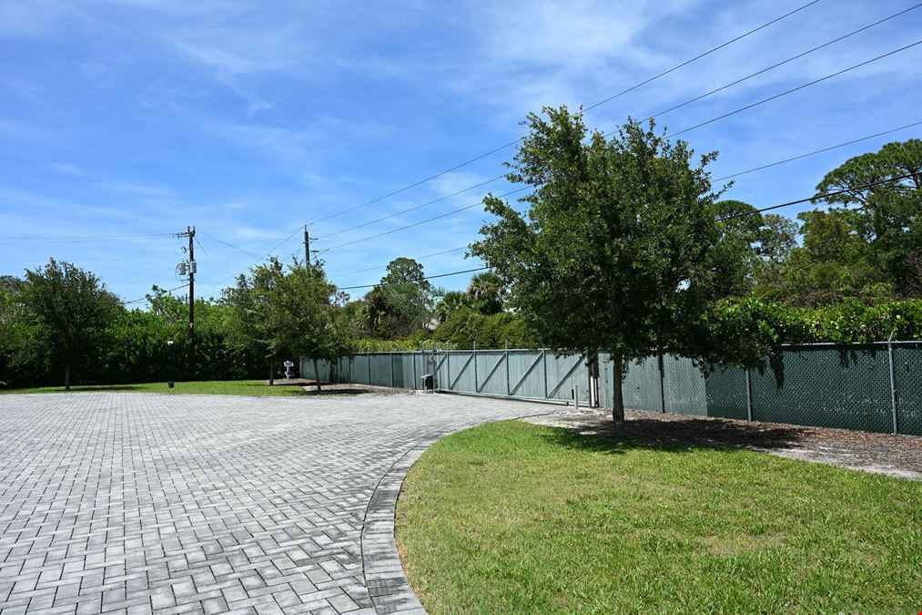 Freestanding Warehouse