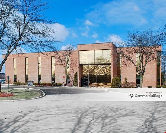 Preview of Office space for Rent at 970 N. Oaklawn Avenue