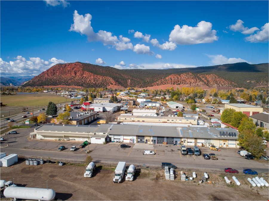 813-826 Colorado 133