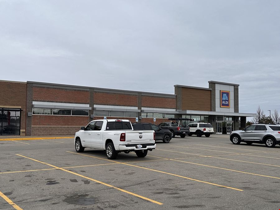1370 W Main St