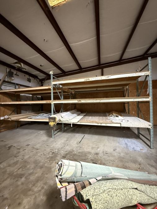 Former Kelly's Custom Floors