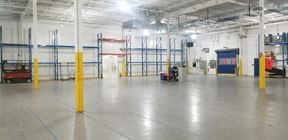 1,000 sqft shared industrial warehouse for rent in Etobicoke