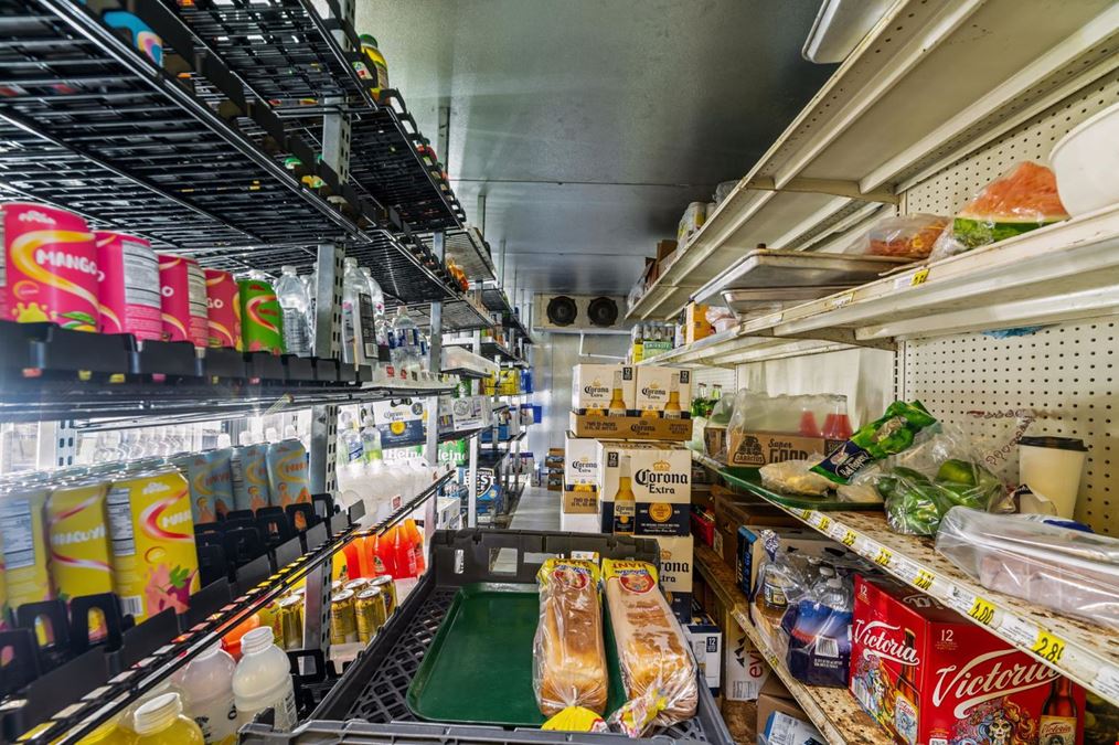 Farmers Market Deli, Convenient Store, and Fuel