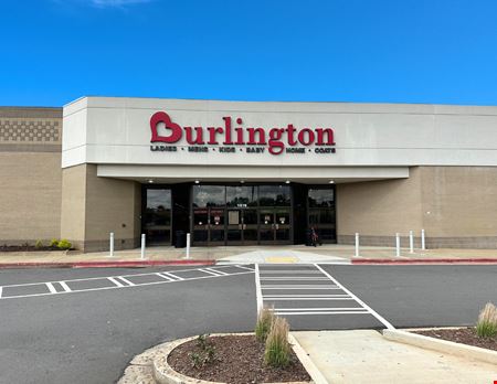 Preview of Retail space for Rent at 1516 Southlake Parkway